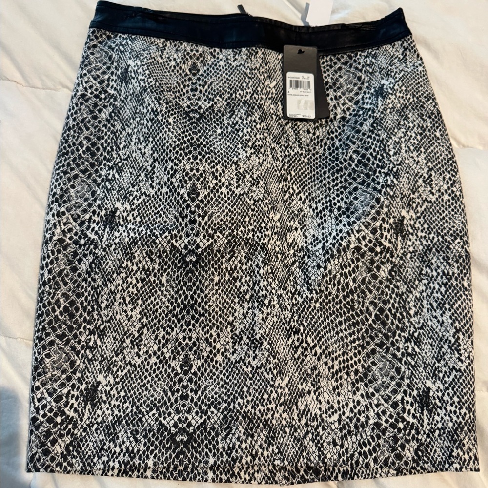 Guess Pencil Skirt